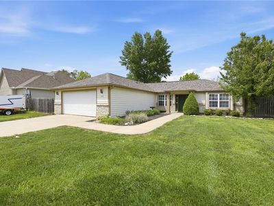 218 Hillside Dr
