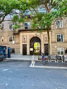 45-08 40th St APT C34