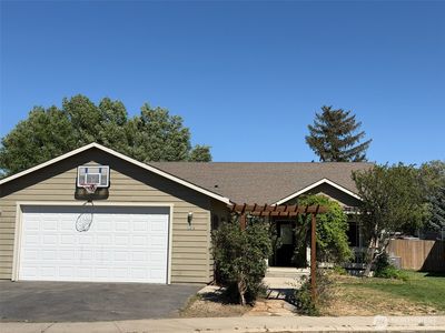 Property at 106 N Benton Street, Kittitas, WA
