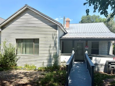 706 Lincoln Ave