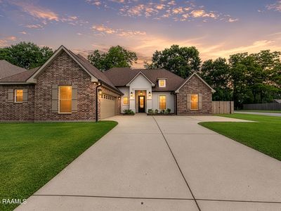 200 Hidden Ridge Dr