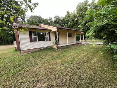 75 Moore Ave