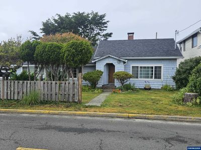 1421 NW 17th St