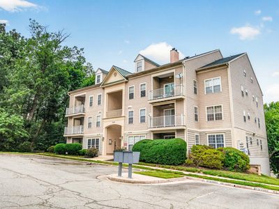 Property at 1030 Gardenview Loop APT 303, Woodbridge, VA
