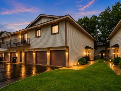 11137 Edgewood Cir N