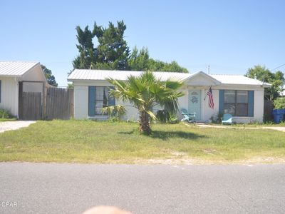 335 Gardenia St