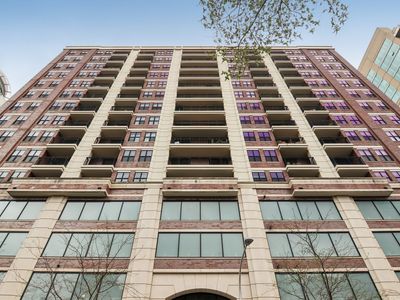 451 W Huron St UNIT 1401