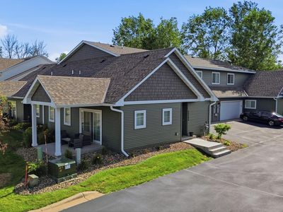 22294 Lilac Way