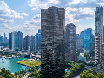 505 N Lake Shore Dr #5104-5
