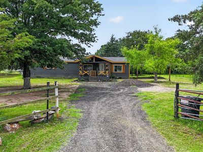 9238 Hays Cir