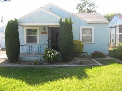 407 Thrasher Ave