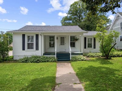 203 S 1st St