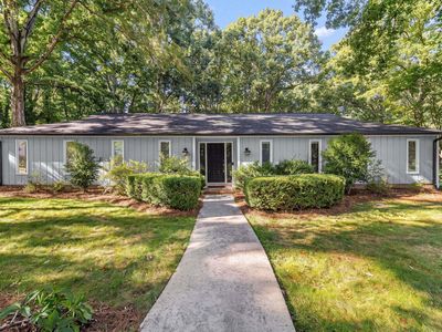 305 Holly Tree Ln