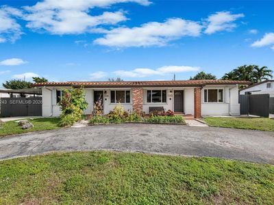 1035-1037 SW 76th Ave