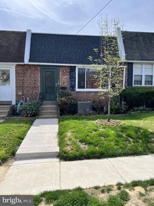 105 Fronefield Ave