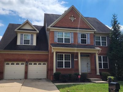 2810 Winterbourne Dr