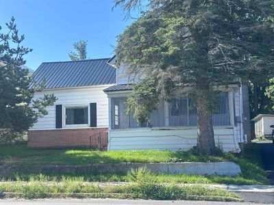 63 W Main St