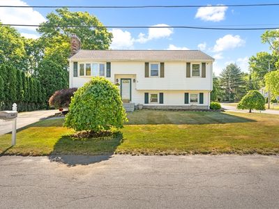 13 Oakdale St