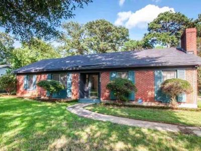 111 Truett Dr