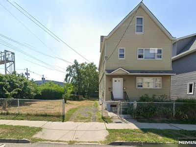 178 Van Winkle Ave