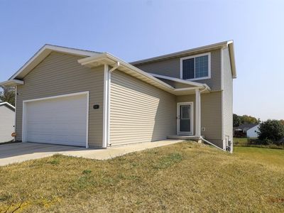 2351 Shadow Creek Cir