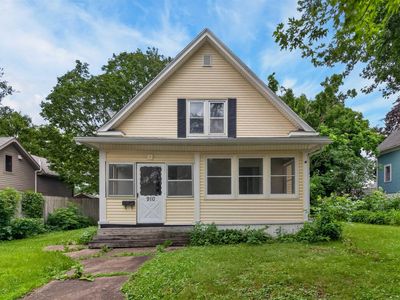 910 Walnut St