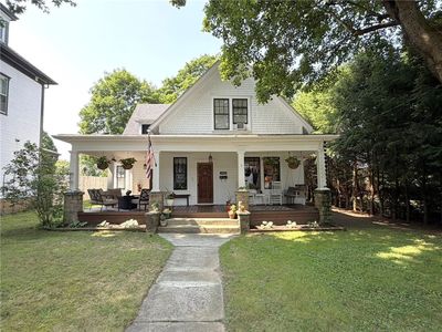 329 E Main St