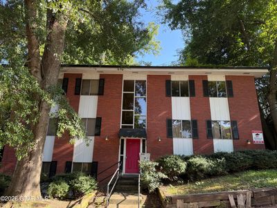 909 9th Ave N