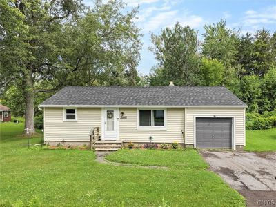 6449 Lakeshore Rd