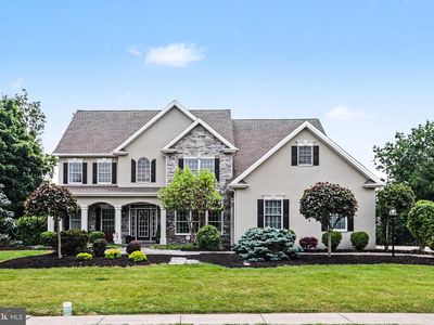 2312 Forest Ln