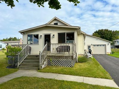 25 Stockbridge St