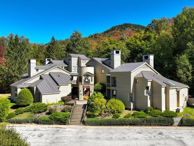 106 Fox Hollow Village #C-1