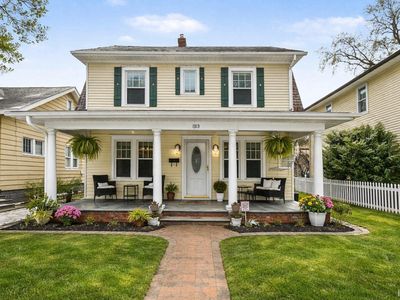 1313 E Mishawaka Ave