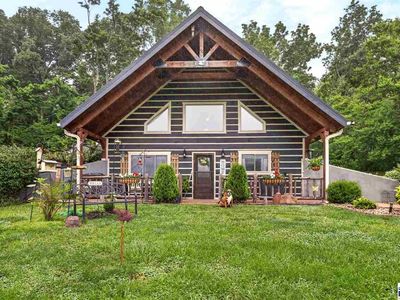 2443 Mangus Rd