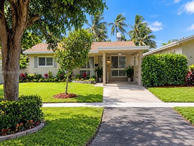 1405 NW 10th St
