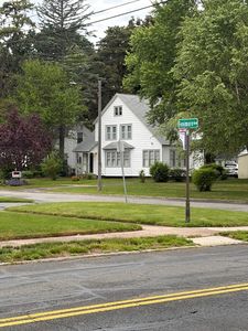 16 Fenimore Blvd