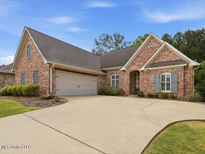 320 Oakville Cir