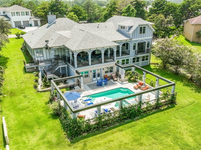 21 Anchors Lake Dr S