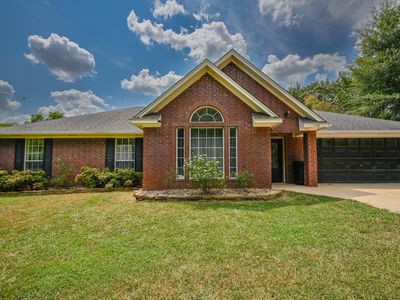 1705 Ashton Dr