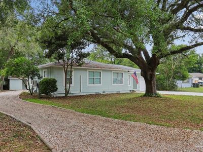 104 Reed Rd