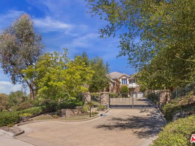 710 Rancho Dos Vientos Dr