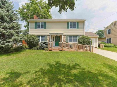 1609 Hoover Ave
