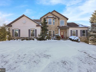 Property at 46 Augusta Ln, Fleetwood, PA