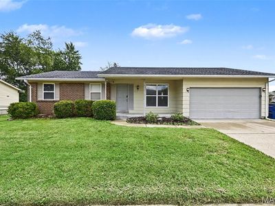 2904 Advance Dr