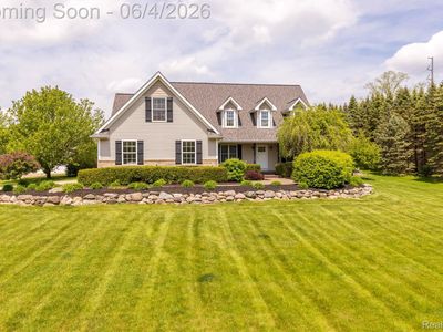 12621 Golden Oaks Dr