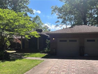 621 Lynn Shores Dr