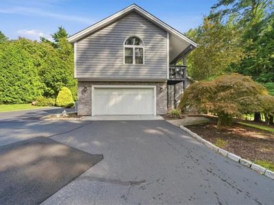 653 Ten Rod Rd