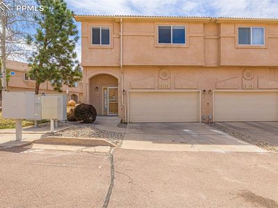 5205 Mountain Villa Grv