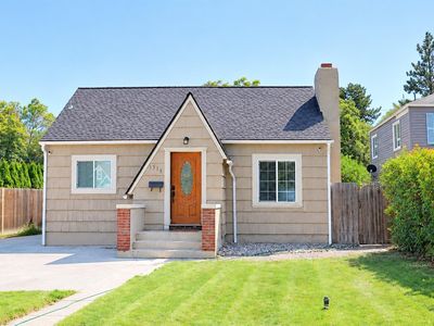 1315 W Kennewick Ave