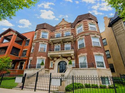 4518 S King Dr #2A